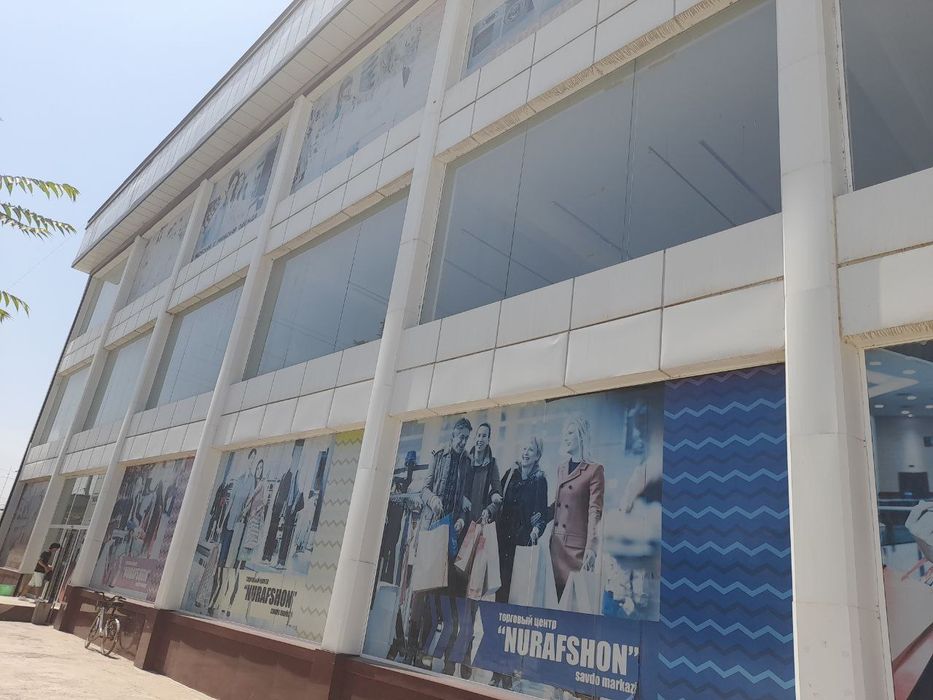 Nurafshon shahar Tuytepa 3 600 m2 daromad keltirayotgan bino sotiladi