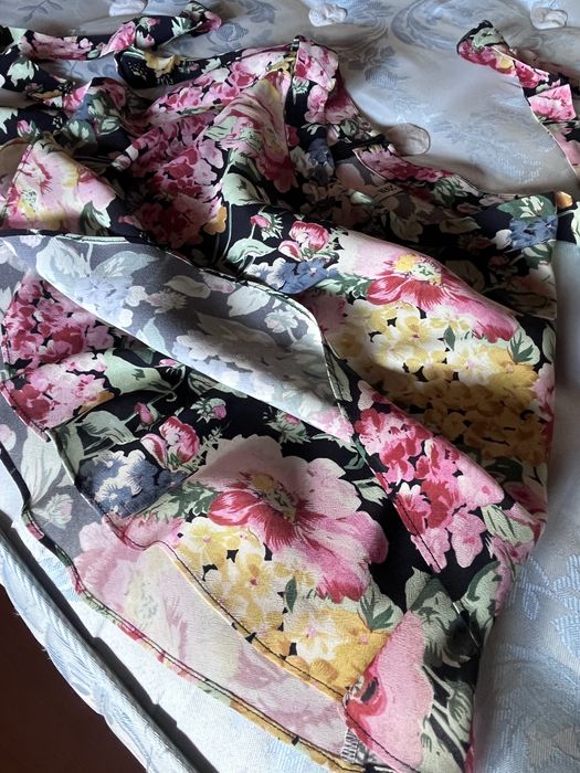 Zara, fustă mini, imprimeu floral, 100% viscoză, talie fundă