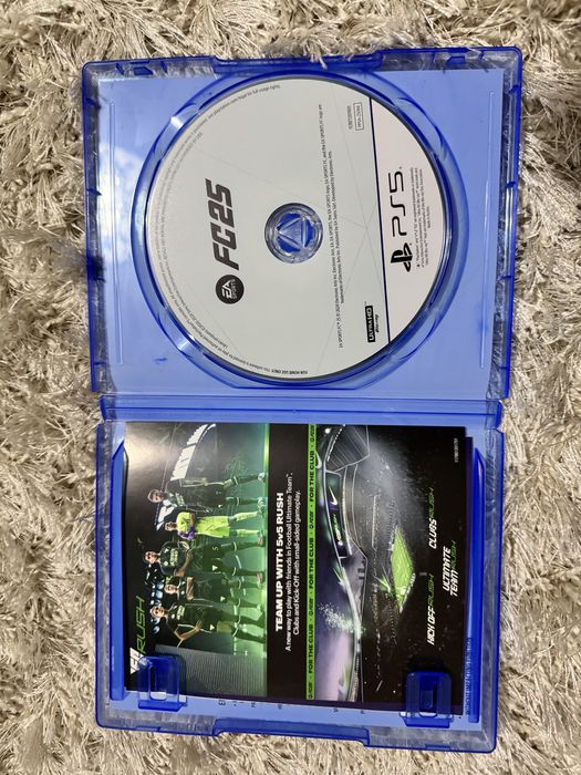 Продам Диск FIFA 2025 PS 5
