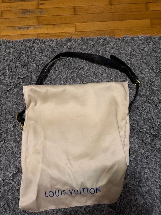 Borseta Louis Vuitton