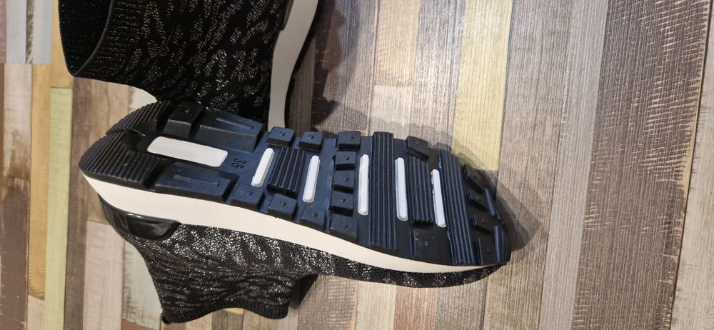 Liu jo нови 36 номер