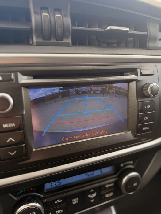 Toyota Auris Hybrid 2014, 91.000 km, automat, consum mic, impecabil