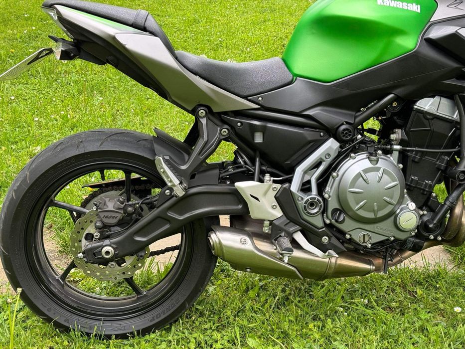 Kawazaki z 650.