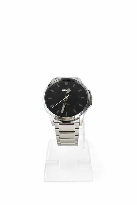 Часовник: HUGO boss