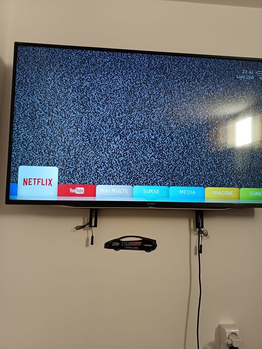 Smart Tv Sharp 108 cm Diagonala