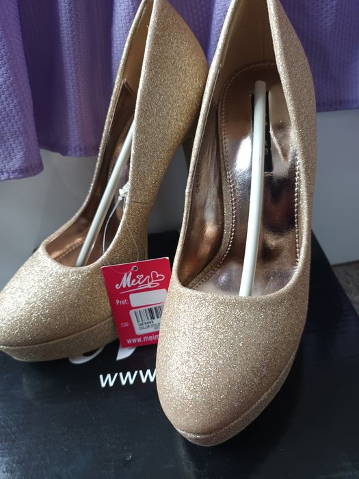 Ток на платформа