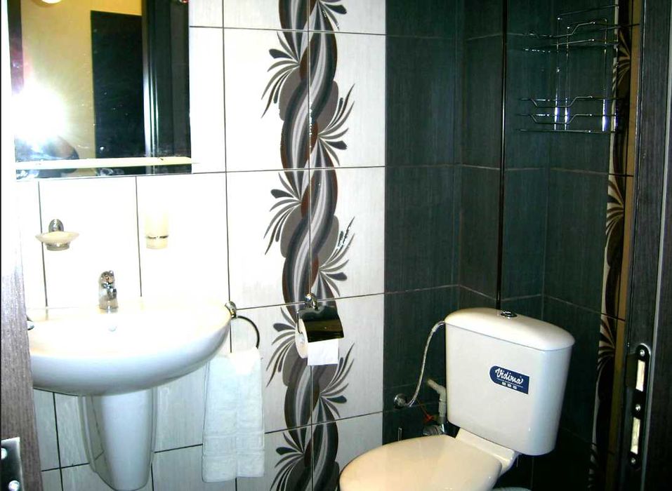 Дава се под наем Двустаен апартамент в Варна, Колхозен пазар - 55 кв.м за 459 € - Снимка #7