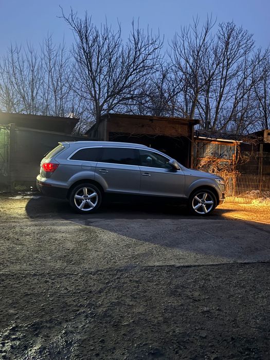 Audi Q7 3.0 automat 2007 245 CP