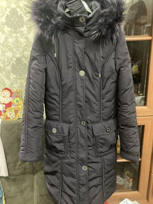 Продам женскую куртку