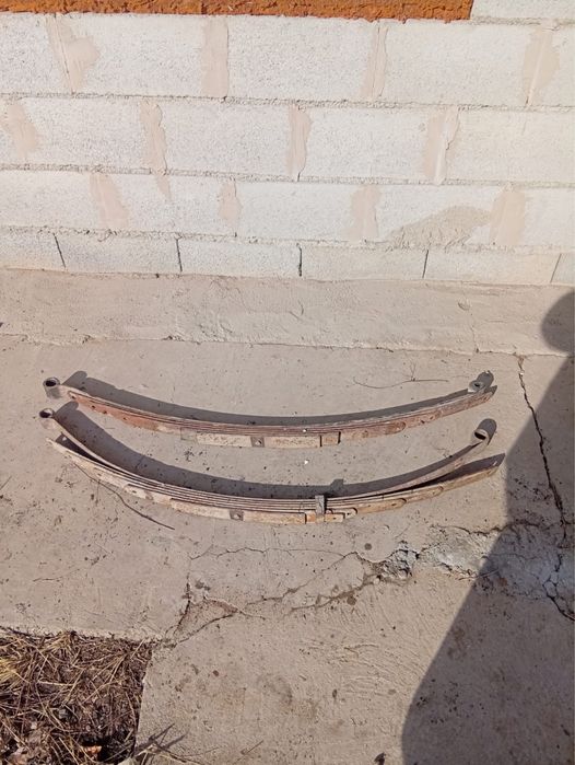 Продам ресоры москвич