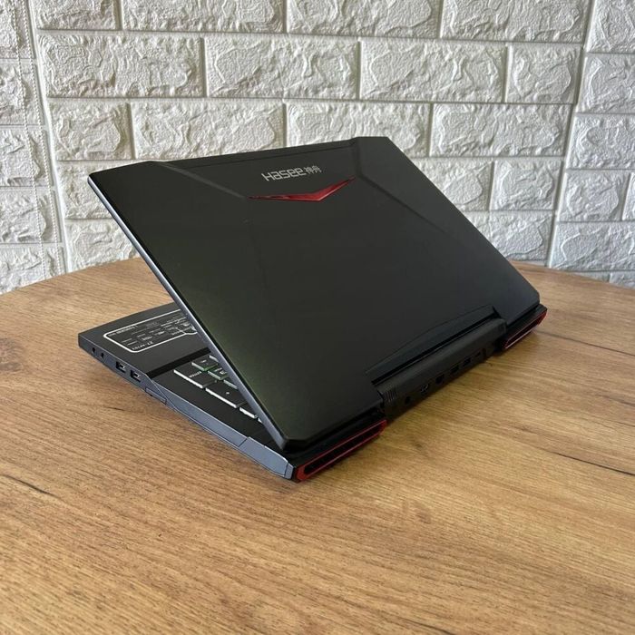 Игровой ноутбук Хаси