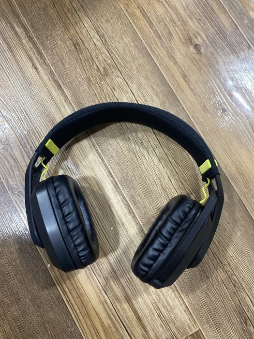 продам игровые наушники