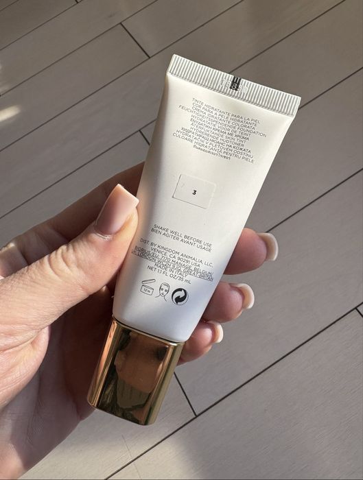 Hourglass veil skin tint номер 3 и 4