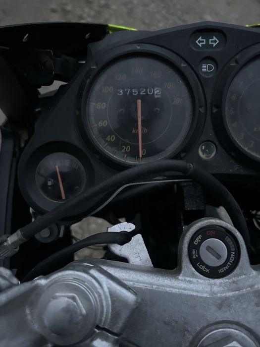 Honda cbr 125r jc 34 2005