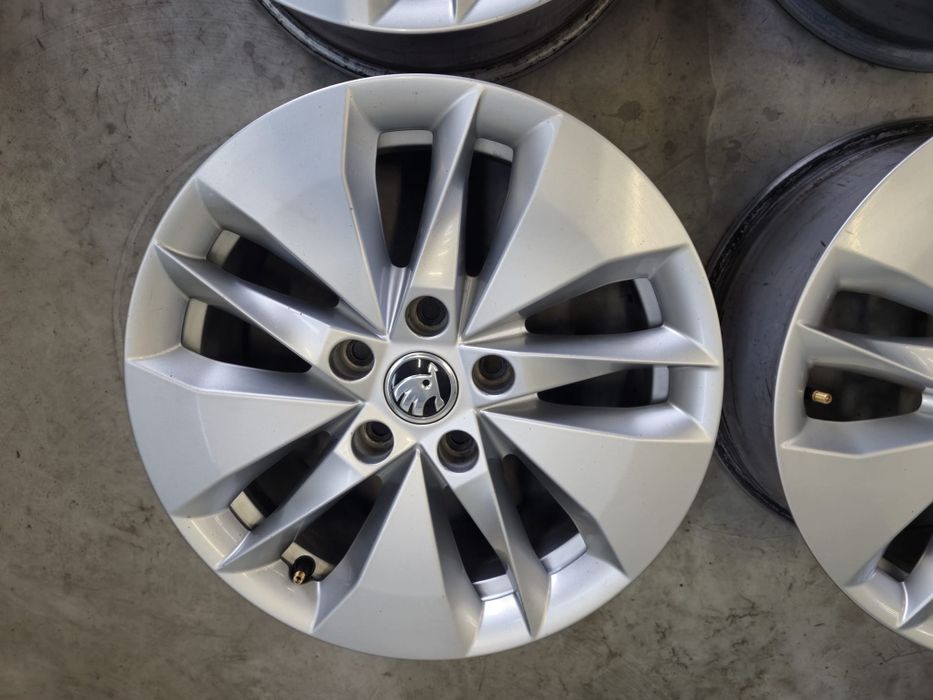 Jante Skoda Octavia 4 R16 originale stare buna// 5x112 // Octavia 3 2