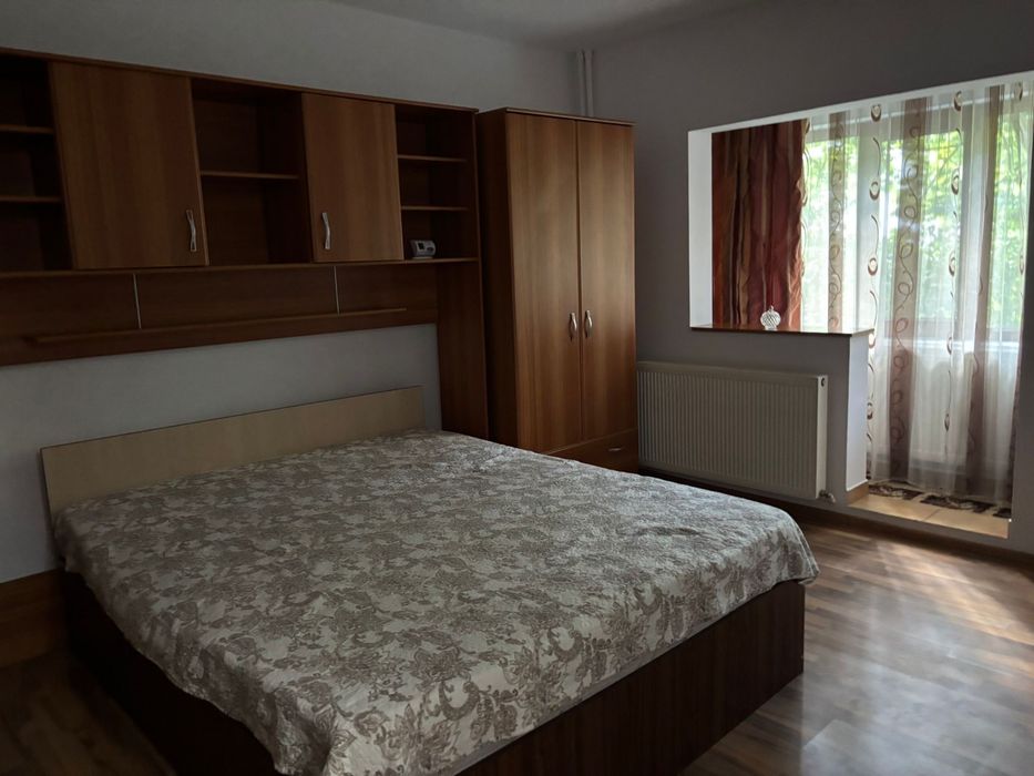 Garsoniera de inchiriat
