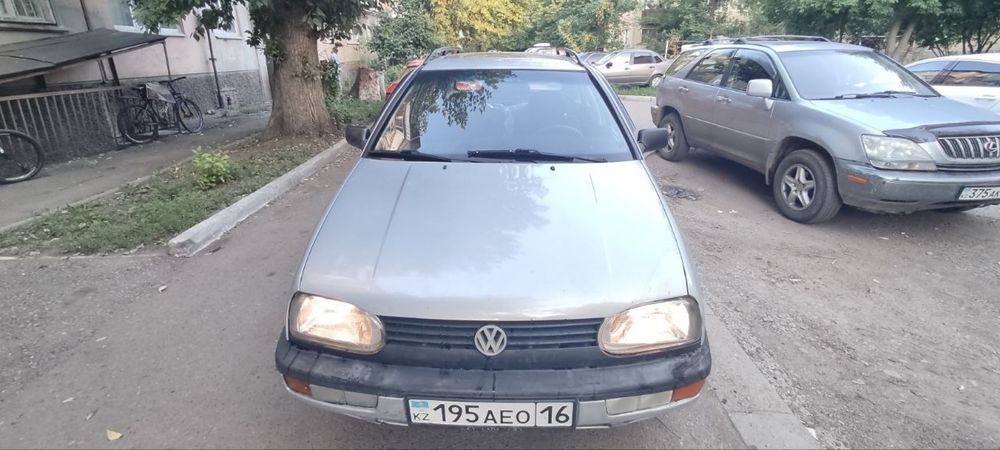 Продам фольцваген гольф 1995 года
