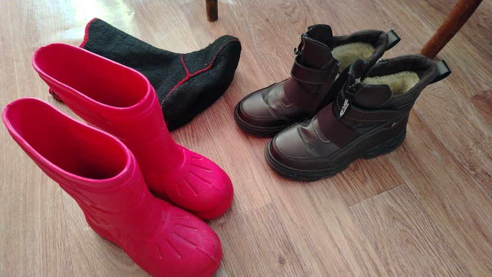 Продам вещи и обувь на девочку