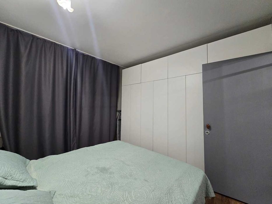 Продам 2 ком. квартиру Орбита 4 дом 33