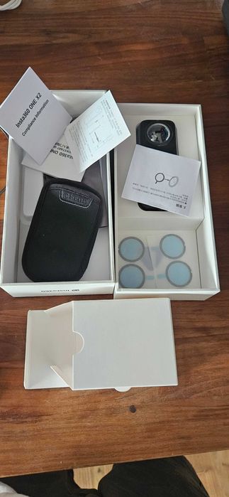 Insta360 ONE X2 + Card 256GB SanDisk Extreme