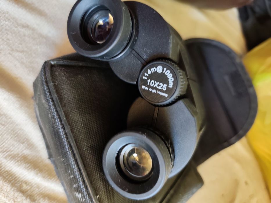 Чисто нов Бинокъл-Промо Цена 30лв.