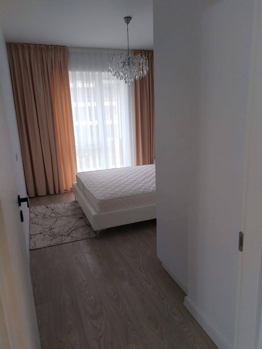 Vand apartament cu doua camere
