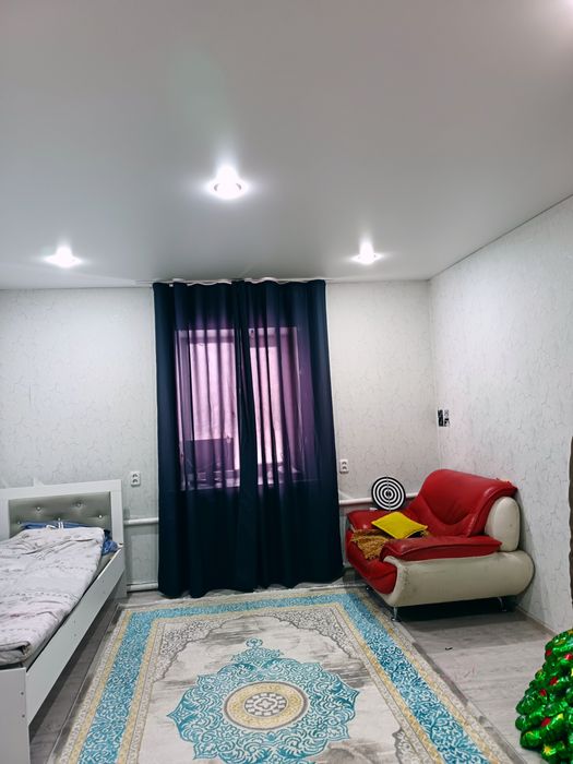 Продам дом в п. Долинка