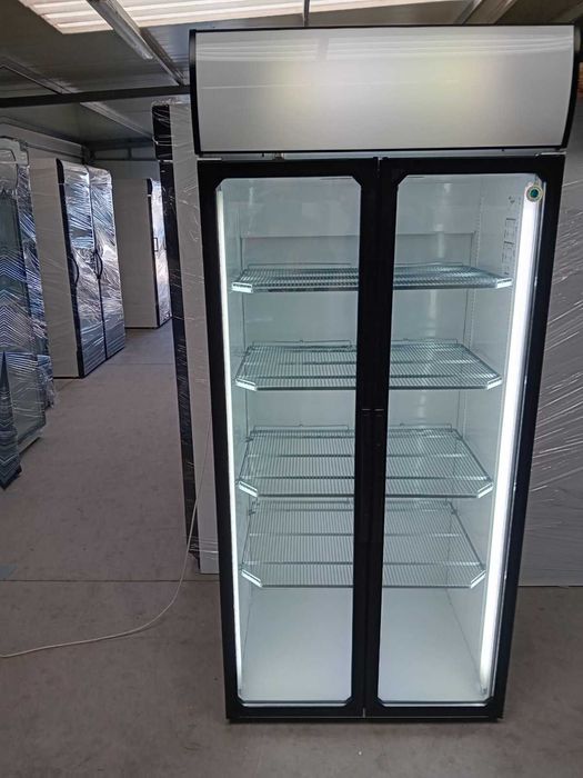 Хладилни Витрини