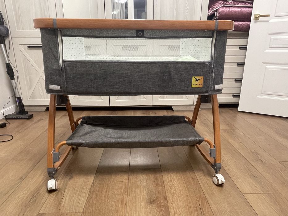 Кровать-манеж или люлька