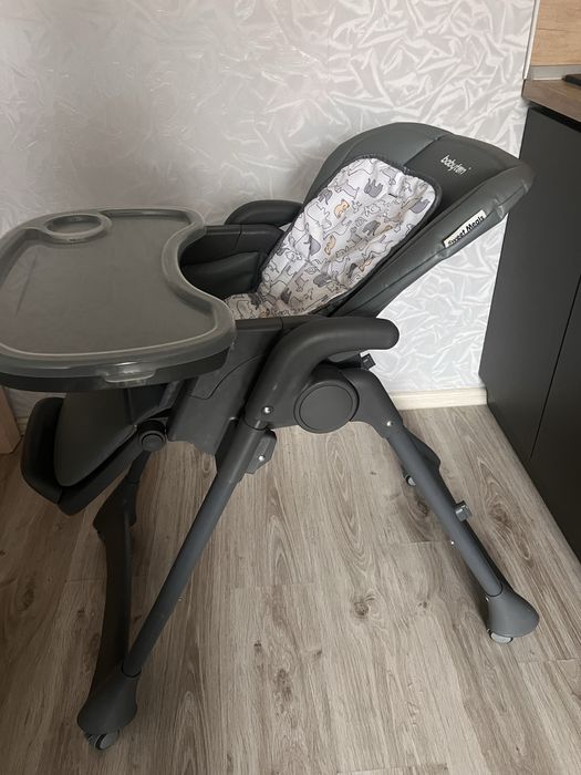 Детский стульчик для кормления