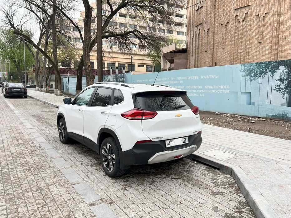 Chevrolet TRACKER 2 PREMIER c пробегом