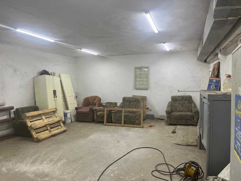 Продается помещение (1 этаж и подвал)