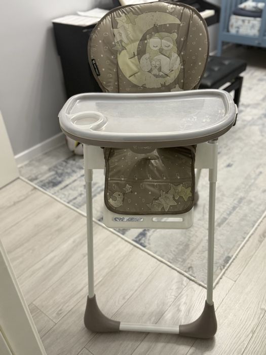 Детский стульчик для кормления