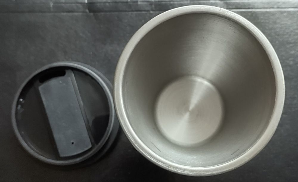 vând termos, inox,0,5 l