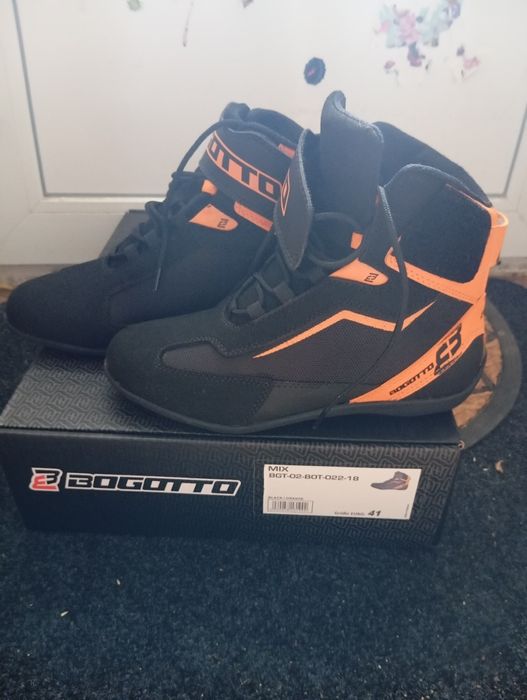 Bocanci Moto Bogotto Mix, mărimea 41, NOI – 400 lei negociabil