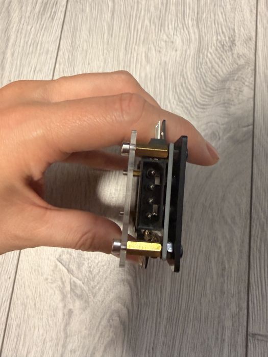 Hub controller ARGB LAMPTRON