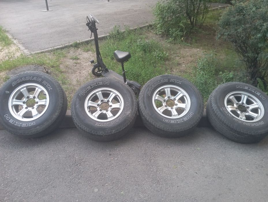 Диски с резиной в хорошем состоянии