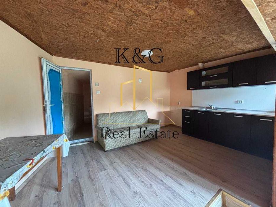 Двуетажна къща в с. Балкански