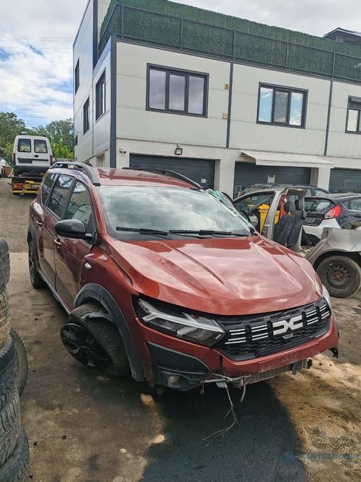 dezmembrez dacia jogger 2024 motor 1.0 b h5d-c4