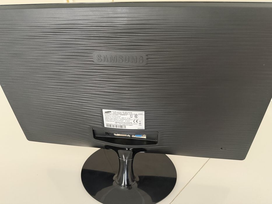 Продам монитор Samsung