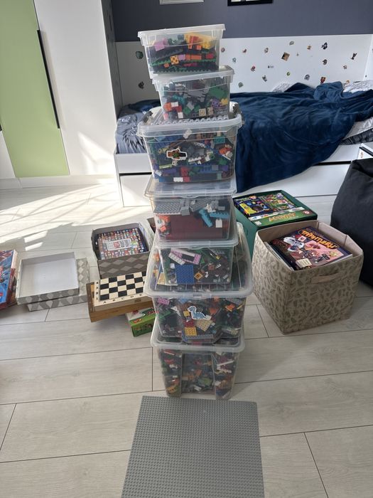 Коробки лего