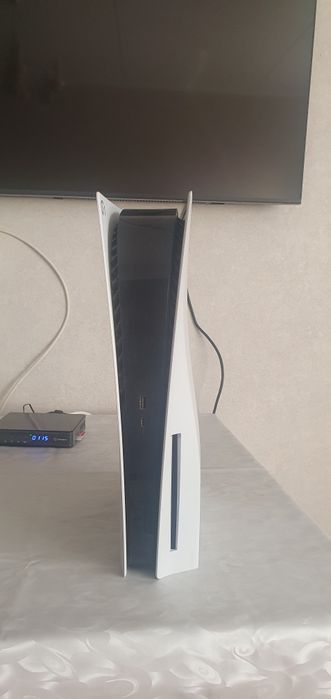 Продам PS 5 с дисководом