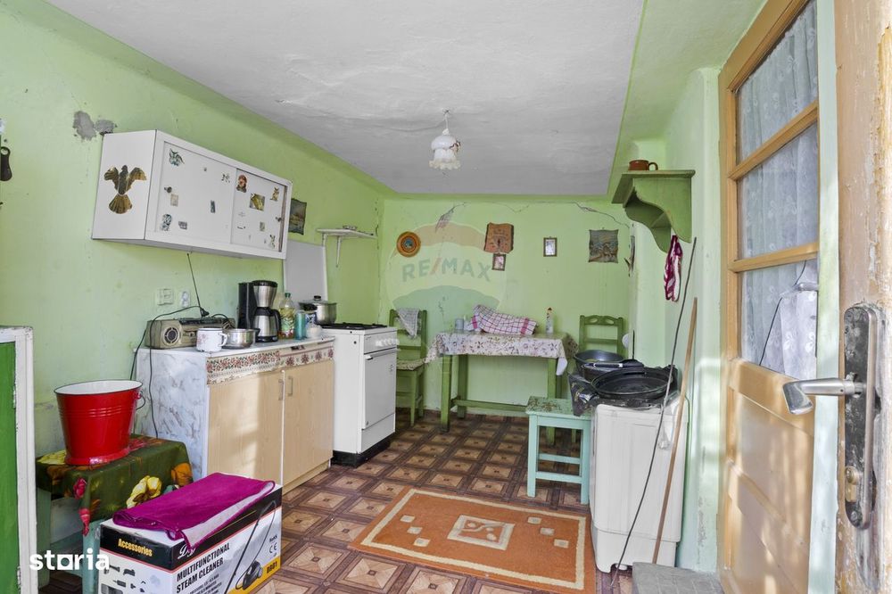 Casă de vanzare, pozitie excelenta, la intrare in Loc. Galsa