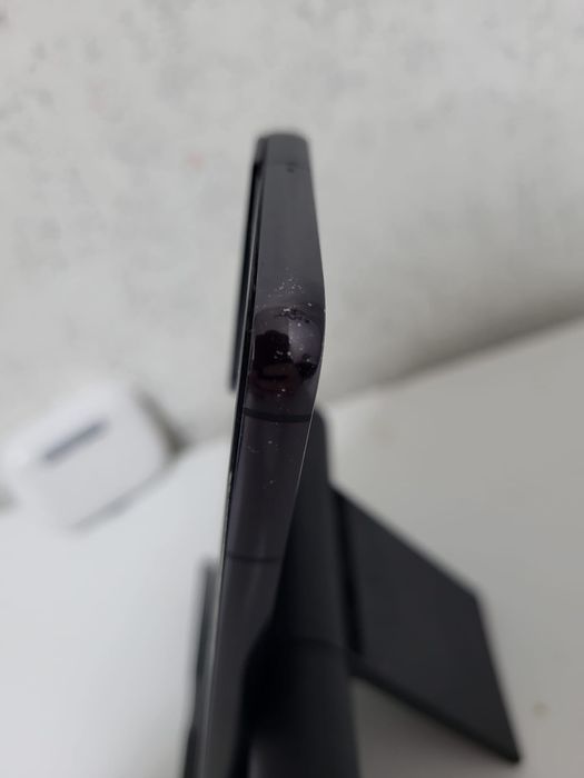 Samsung Galaxy S22 8/256GB • Состояние нового • Срочно