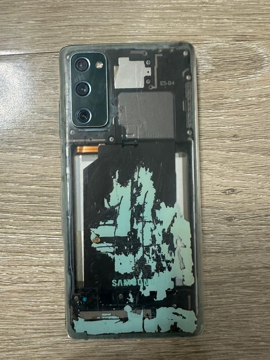 Продам самсунг с 20фе