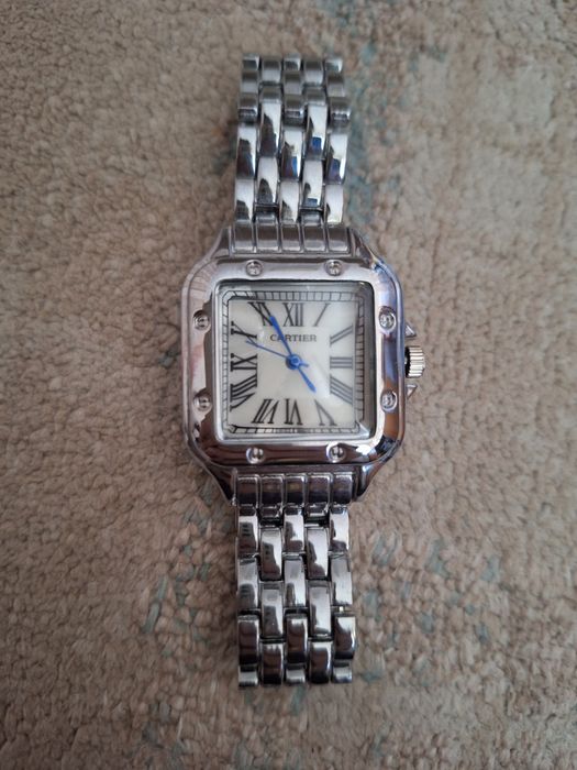 Часы серебристые женские