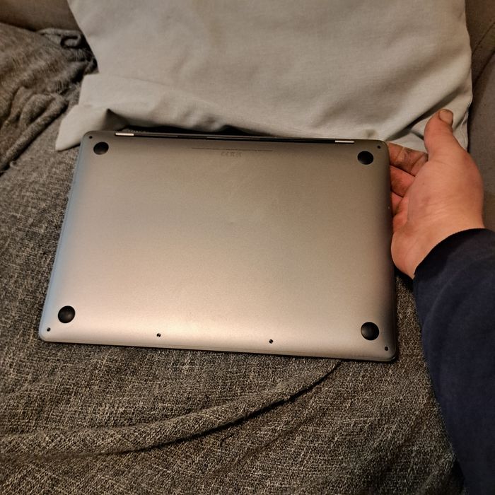 Macbook pro 2019 A2159 DEFECT