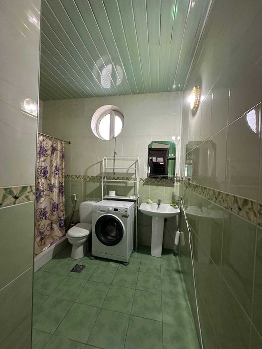 сдается в аренду дом , под офис , арендага участка