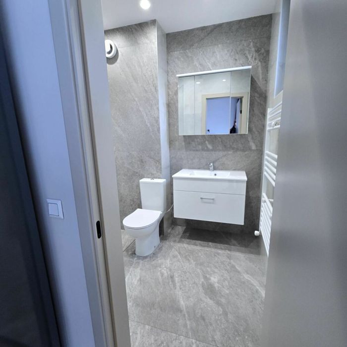 Продава се Тристаен апартамент в София, Горна баня - 121 кв.м за 1632 €/кв.м - Снимка #9