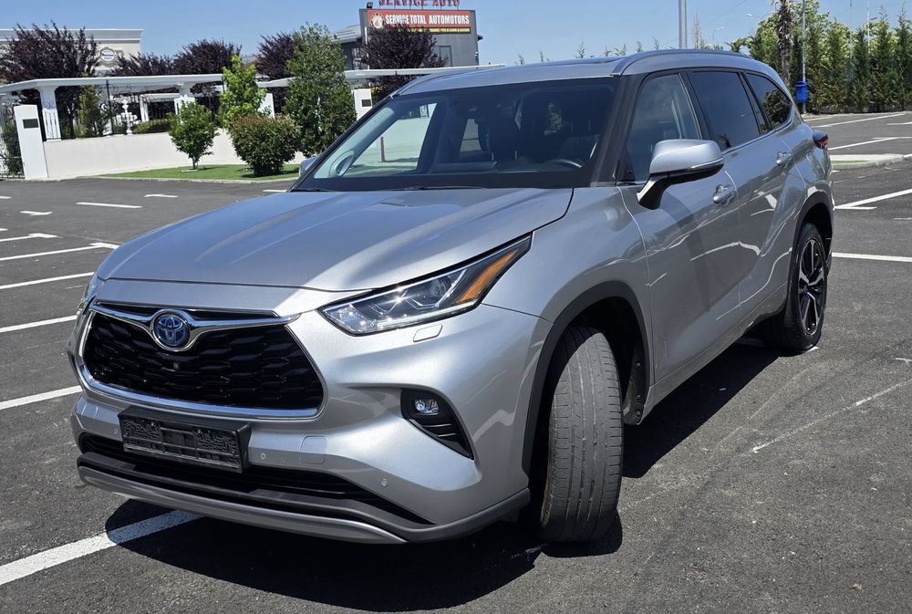 TOYOTA Highlander 2022